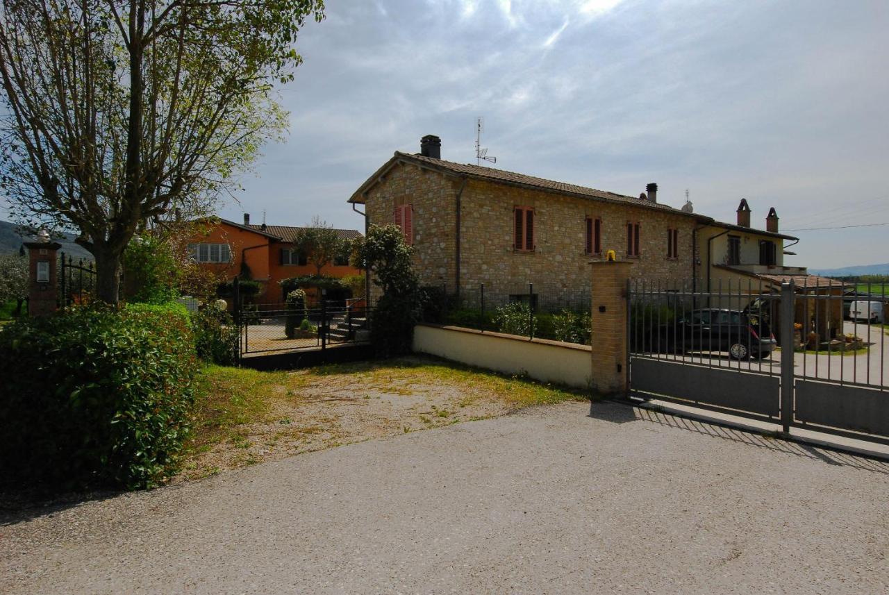 Апартаменты Casa Fiorelli Passaggio di Assisi Экстерьер фото